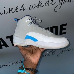 Jordan12 size 7y which is a men’s 7 and womens 8.5